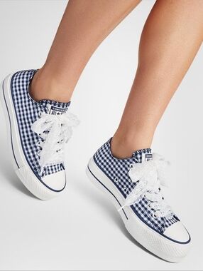 Converse Women's Navy Gingham Low Top Sneakers